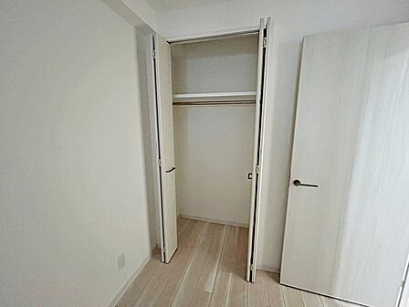 全居室に収納が完備されています。衣類や雑貨、子供のおもちゃまでスッキリ収納できます。