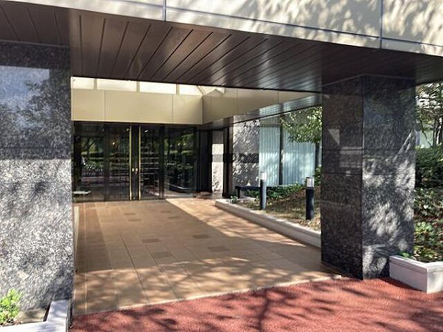 エントランス ザ・ガーデンタワーズ　サンライズタワー 18階/-