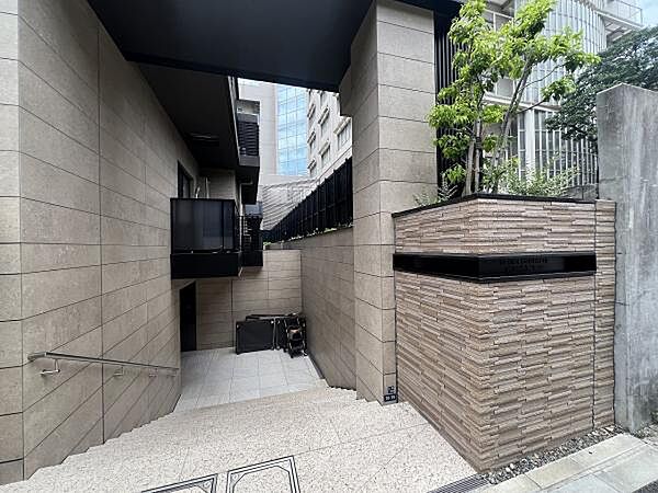 エントランスを拡大表示