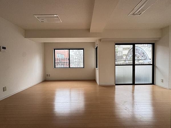 リビング/ダイニングを拡大表示