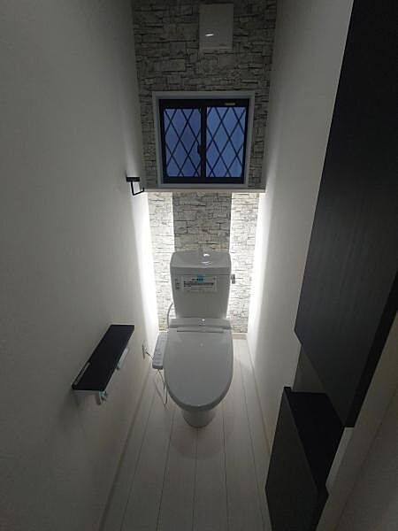 トイレを拡大表示