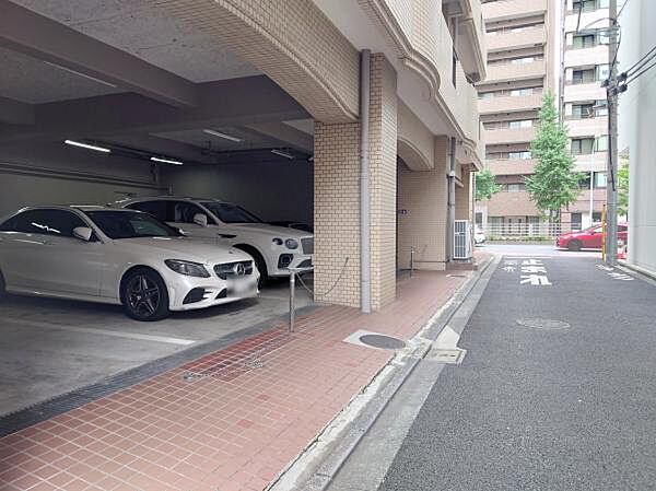 駐車場を拡大表示