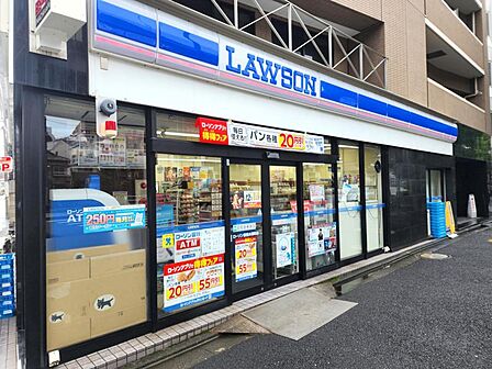 ローソン 新宿水道町店（525ｍ）