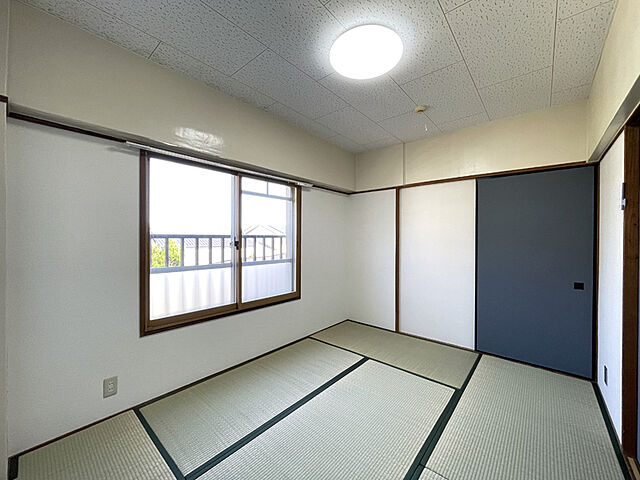 DK側和室6帖。異なる場合は現況を優先します。