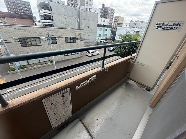 バルコニー