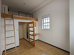 クロスコート 401 4階1Kのリビング/ダイニング