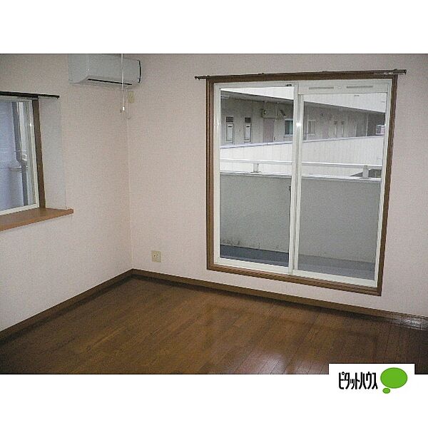 detached 群馬県伊勢崎市宮子町

地図を見る