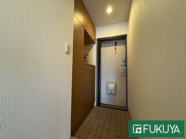 玄関 ティーズガーデン 6階/-