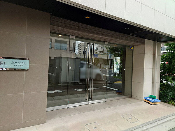 エントランスを拡大表示