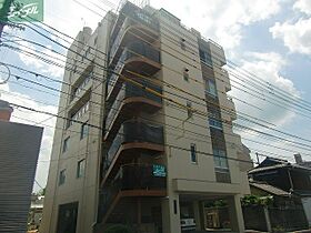 岡山県岡山市北区東古松1丁目（賃貸マンション1LDK・4階・42.12㎡） その1