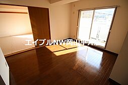 JR山陽本線 西川原駅 徒歩19分の賃貸マンション 4階3LDKのリビング/ダイニング