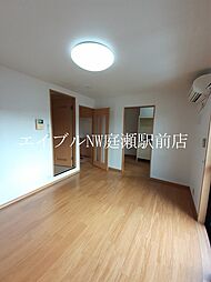 ラ・ポルト 2階1Kのリビング/ダイニング