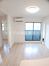 ヴィラ・マウントワン長尾Ｂ 2階3LDKのリビング/ダイニング