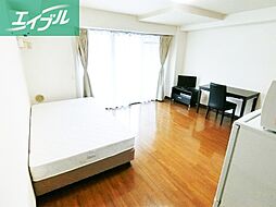 プティハイム本町 5階1Kのリビング/ダイニング