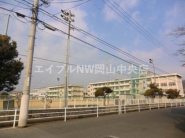 バイブリー・ヒル ｜岡山県岡山市北区大安寺東町(賃貸マンション3LDK・1階・70.97㎡)の写真 その25