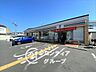 周辺：セブンイレブン枚方出口店 560m