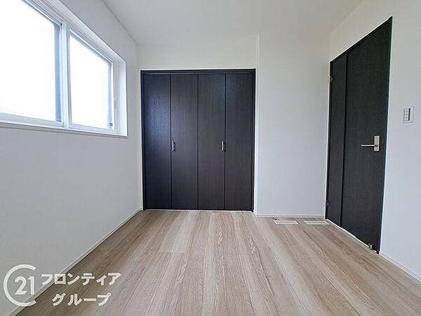 洋室を拡大表示