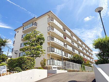 「いつかは」と思っていた住まい探しも、具体的に動き出すと意外とスムーズに進むものです。まずは気軽にご相談いただけます