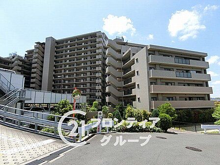 「いつかは」と思っていた住まい探しも、具体的に動き出すと意外とスムーズに進むものです。まずは気軽にご相談いただけます