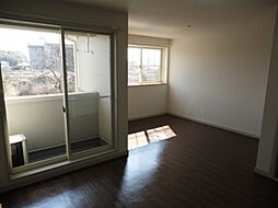 JR水戸線 川島駅 徒歩4分の賃貸アパート 2階1LDKのリビング/ダイニング