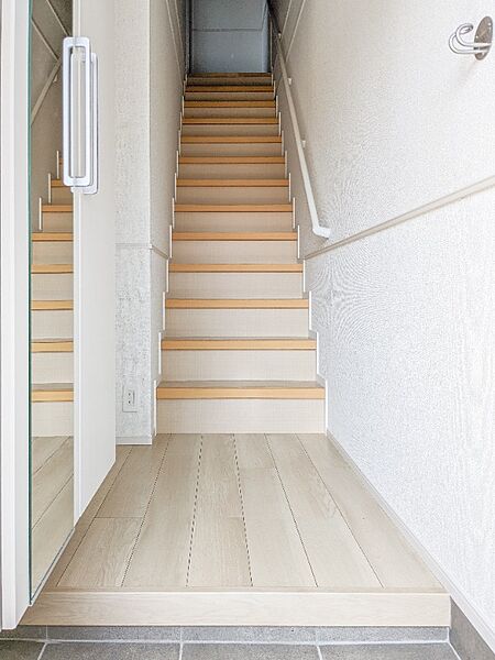 apartment 栃木県小山市東城南４丁目28-3　関口ビル1階