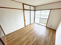 パークサイドハイムII 4階3DKのリビング/ダイニング