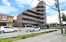 ユトリロサニー  ｜ 愛知県豊橋市下地町字北村（賃貸マンション1K・3階・25.50㎡） その1