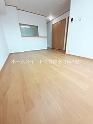 ストラーレ　牛川 1階1LDKのリビング/ダイニング