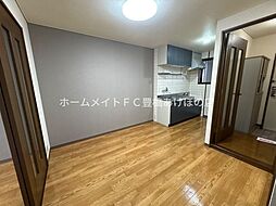 ノーブルタウン新栄 2階2DKのリビング/ダイニング