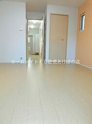 シャイン 1階1Kのリビング/ダイニング