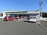周辺：ファミリーマート豊橋下地店 1963m