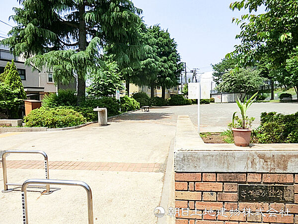 周辺を拡大表示
