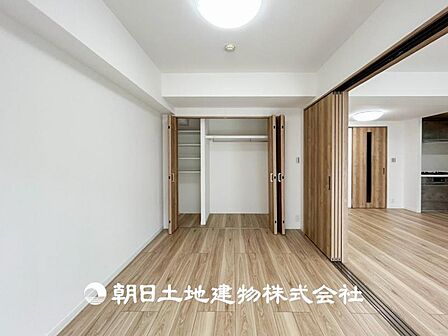 【収納】大容量の収納スペースで住空間もスッキリ広々、よけいな荷物は閉まっちゃえばお片付けも楽々でいつも綺麗に整頓できます