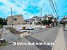 外観：【外観・立地】家族の色を映し出す洗練された邸宅は、ずっと輝き続けながらいつしか街の風景に溶け込み人と共に歩んいきます。