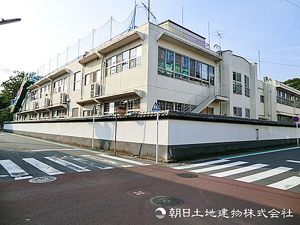 周辺を拡大表示