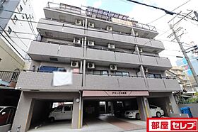 グランパス朝岡  ｜ 愛知県名古屋市千種区朝岡町3丁目7（賃貸マンション1LDK・3階・46.71㎡） その1