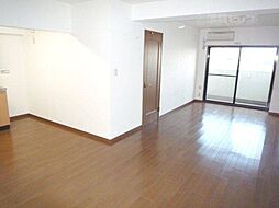 ＳＴプラザ御器所 5階3LDKのリビング/ダイニング