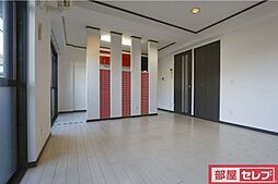 プロミネント石薬師 2階1LDKのリビング/ダイニング