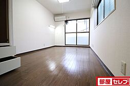 サンモアやごと 1階ワンルームのリビング/ダイニング