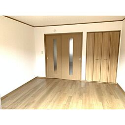 プラムヒルズ 2階1DKのリビング/ダイニング