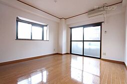 セゾン・キヨシ中坪 1階1Kのリビング/ダイニング