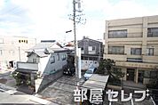 南向きで日当りいいです。