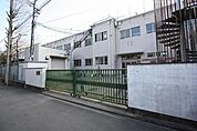 名古屋市立汐路中学校 800m