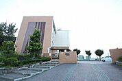 名古屋市立植田中学校 230m
