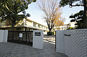 名古屋市立今池中学校 1132m