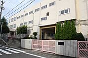 名古屋市立高田小学校 580m