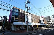 イオン今池店 49m