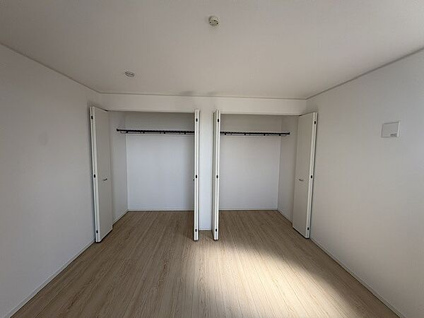洋室を拡大表示