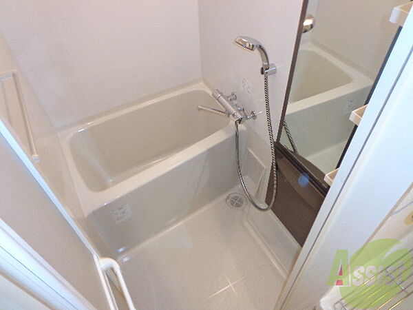 画像8:お風呂真っ白とってもきれいです！