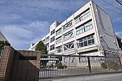 練馬区立田柄中学校 1386m